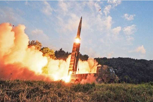 उत्तर कोरियाद्वारा लामो दुरीको व्यालेस्टिक मिसाइल परीक्षण