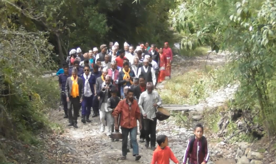 सार्वजनिक स्थलमै जातीय छुवाछुत